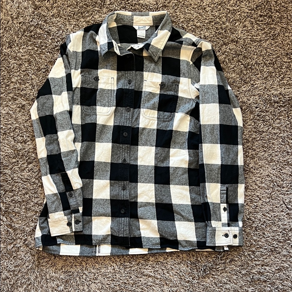 Duluth Trading Co Black and Cream Plaid Shirt